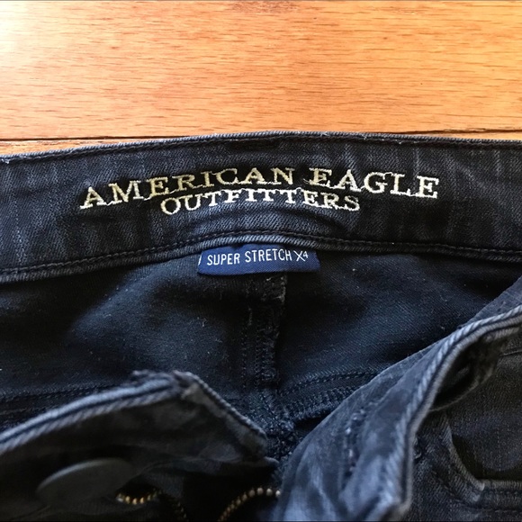 American Eagle Distressed Jeans/Jeggings LIKE NEW - Picture 4 of 4